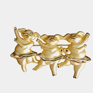 80s Brooch Pin Dancing Ballet 3Little Pigs Ballerina Brushed Gold Tone Vintage